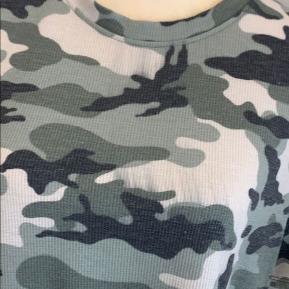 Vintage Havana Camo Cropped Shirt Size Large - Picture 2 of 5